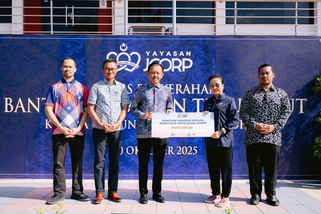 Monsoon Relief: Waves of Support