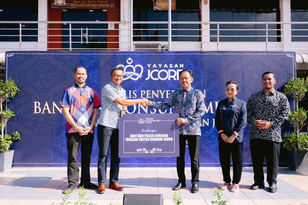 Monsoon Relief: Waves of Support