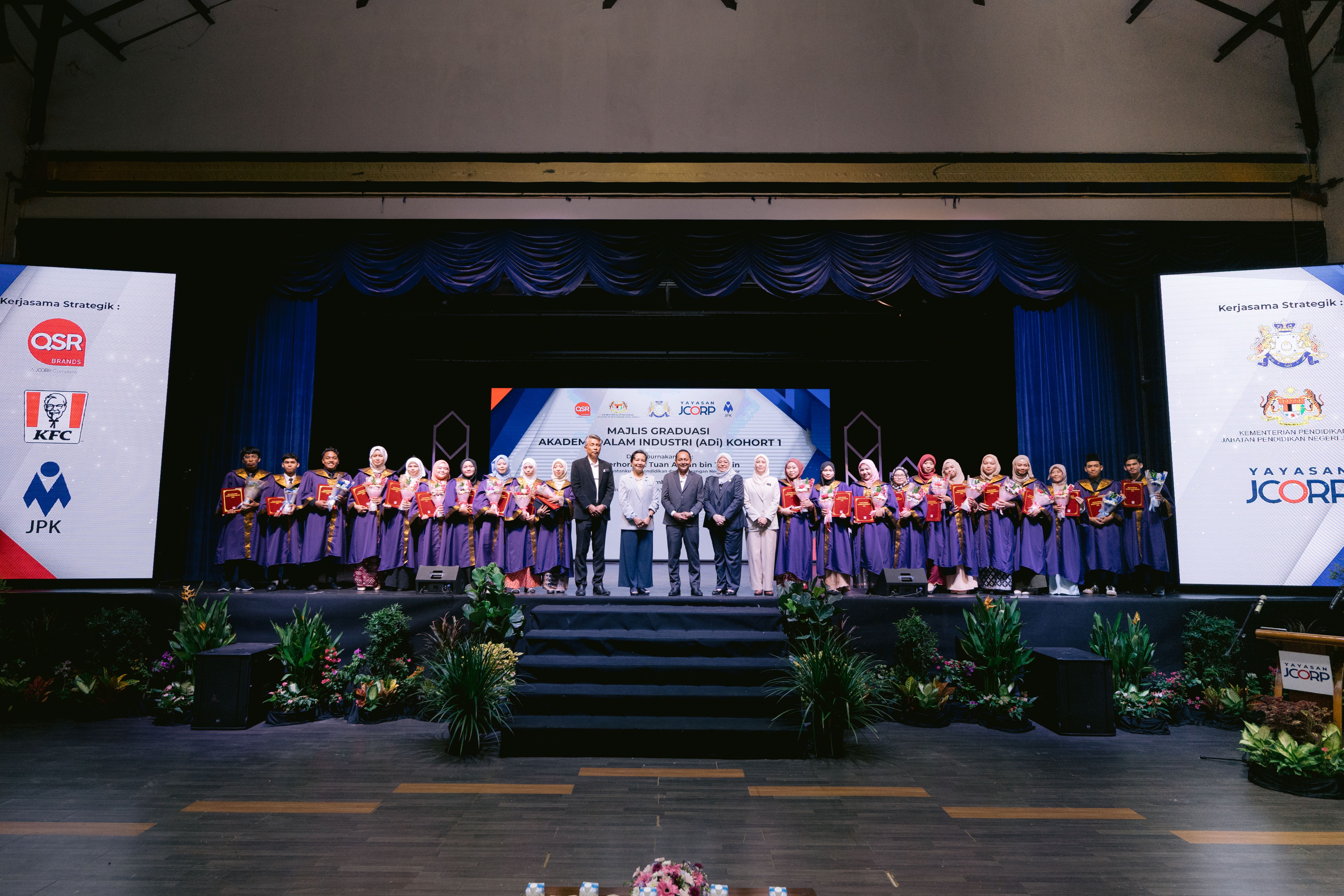 22 Belia Kumpulan Pertama Program ADi Anjuran QSR Brands, Yayasan JCorp Tamat Latihan